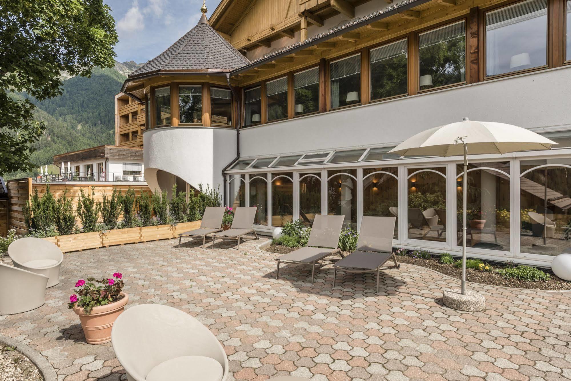 Bed & Breakfast Abis - Dolomites Rio di Pusteria Exteriör bild